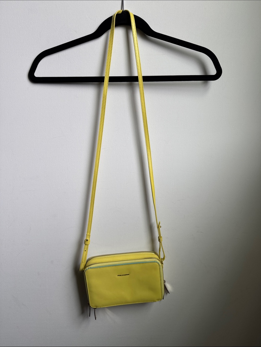 Piquadro Yellow Leather women’s Crossbody Camera Case Style Bag